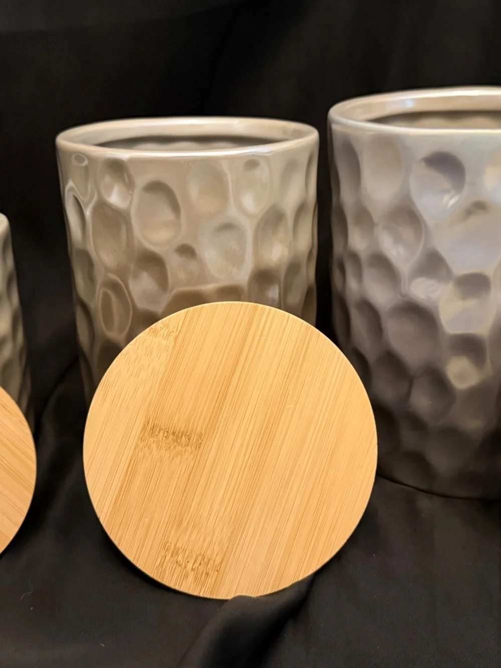 NEW BEAUTIFUL Ceramic Container Set (3)